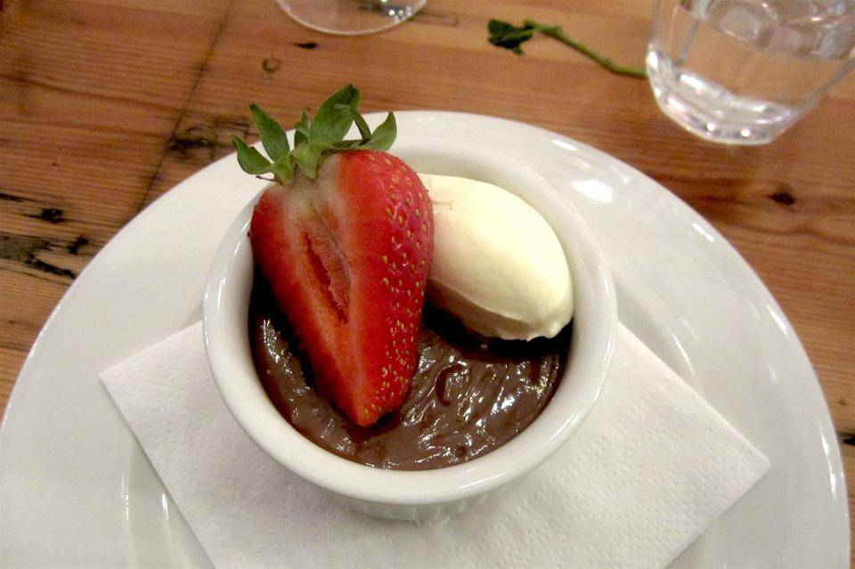 The Cacao Barry chocolate pot