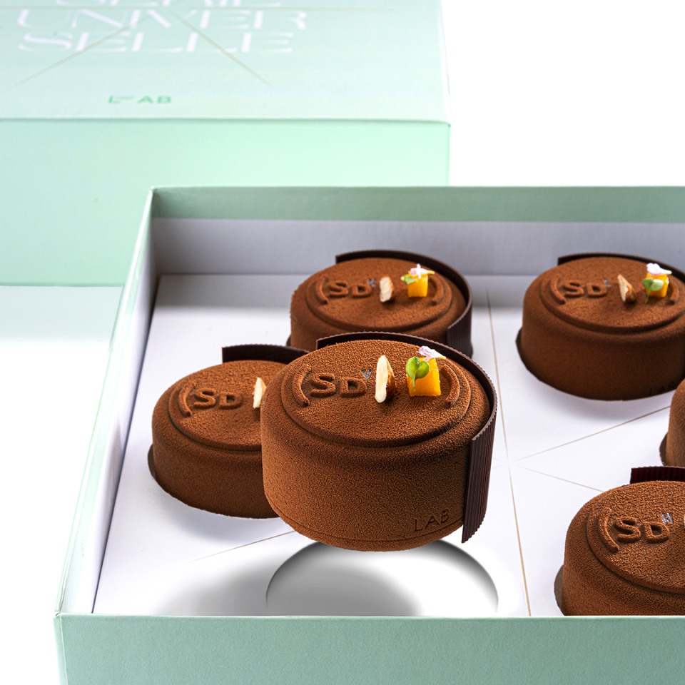 universal-pastry-entremets
