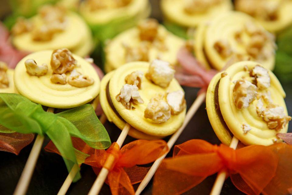 A-maize-ing lollipops by Cherish. Photo: Cacao Barry A-maize-ing lollipops by Cherish. Photo: Cacao Barry