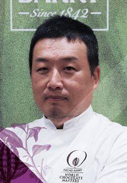AKIHIRO KAKIMOTO